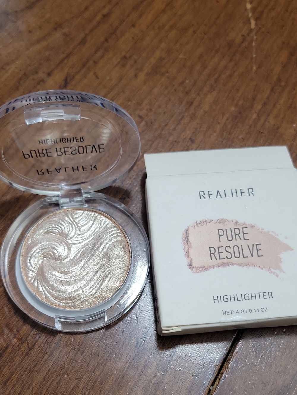 RealHer Pure Resolve Highlighter - Champagne Pearl